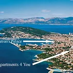 Ξενοδοχείο 4 In 4*