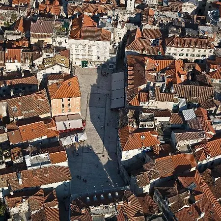 ホテル 4 In スプリト