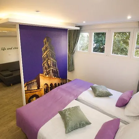 4 In Hotel Split