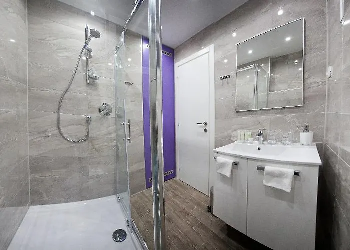 Szálloda 4 In 4*